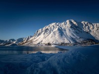 YY漫画三步校正：先问引用有没有断章，再把标题改成问句（读完更清楚）